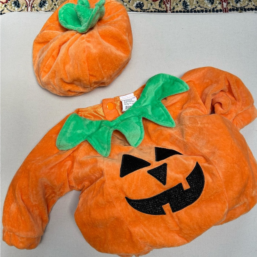 Hyde & EEk!  Baby pumpkin costume with hat. Cat & Jack green/white stripe jumper